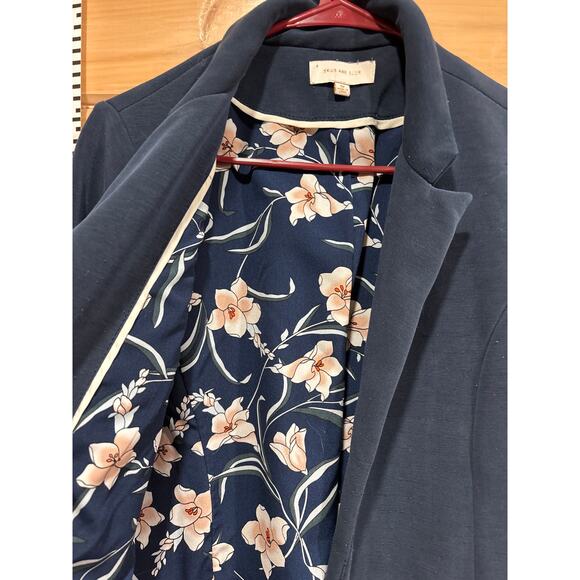 Skies are Blue blazer  medium - Picture 7 of 7